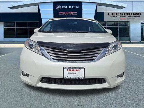 2015 Toyota Sienna XLE