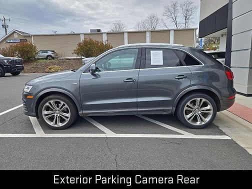 Daytona Gray Pearl Effect 2018 Audi Q3 2.0T Premium Plus