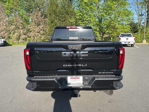 Onyx Black 2025 GMC Sierra 2500 Denali Ultimate
