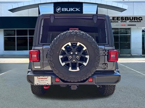 Granite Crystal Metallic Clearcoat 2026 Jeep Wrangler Rubicon