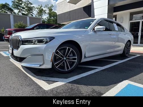 2021 BMW 750 i xDrive