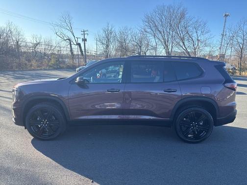 2026 GMC Acadia Elevation AWD