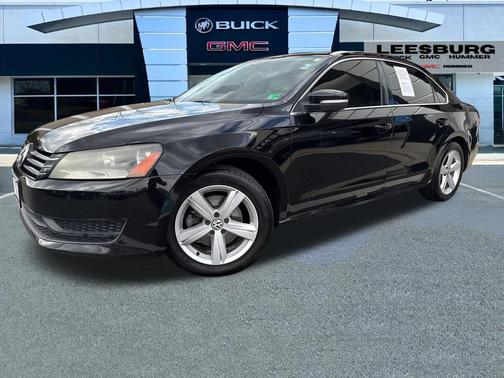 Black 2013 Volkswagen Passat 2.0 TDI SE w/ Sunroof