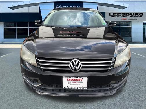 Black 2013 Volkswagen Passat 2.0 TDI SE w/ Sunroof