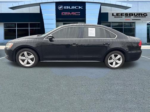 Black 2013 Volkswagen Passat 2.0 TDI SE w/ Sunroof
