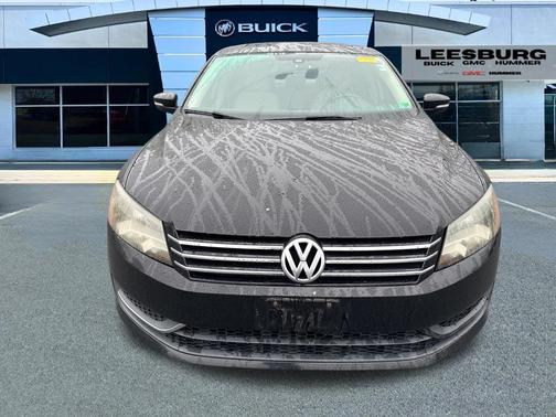 Black 2013 Volkswagen Passat 2.0 TDI SE w/ Sunroof