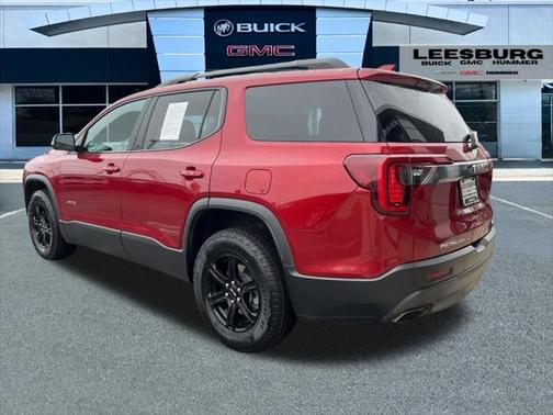 2022 GMC Acadia AWD AT4