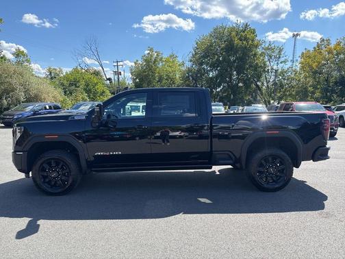 2025 GMC Sierra 2500 AT4