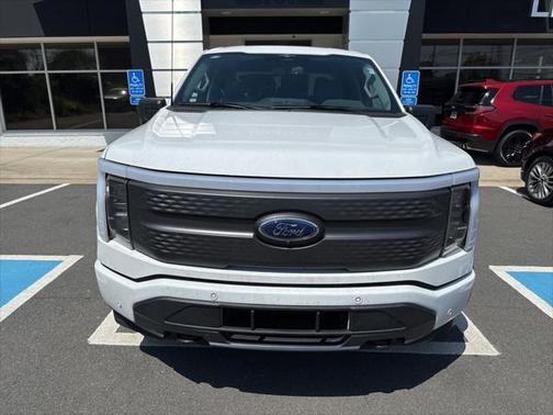 2023 Ford F-150 Lightning XLT