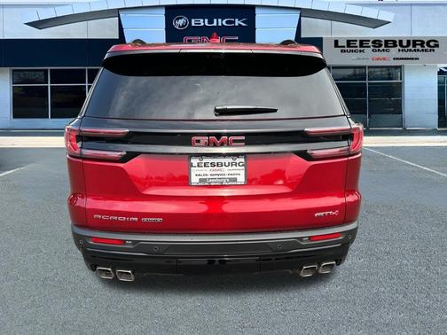 2025 GMC Acadia AWD AT4