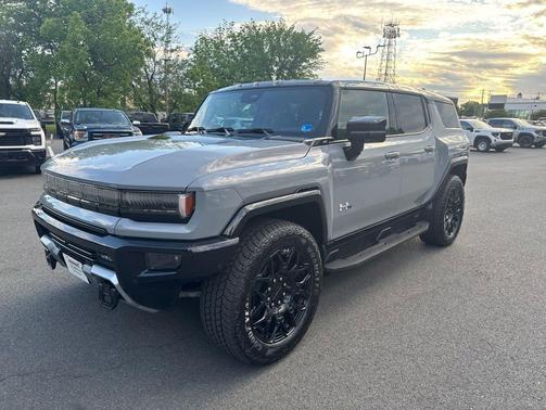 Meteorite Metallic (Gray) 2026 GMC HUMMER EV SUV 2X