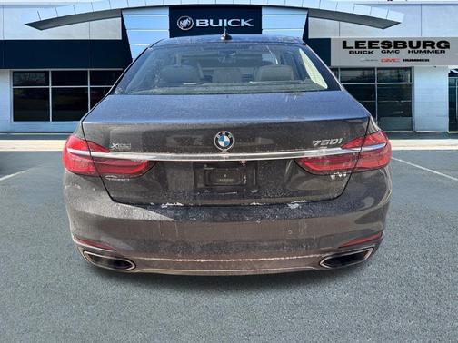 2016 BMW 750 i xDrive