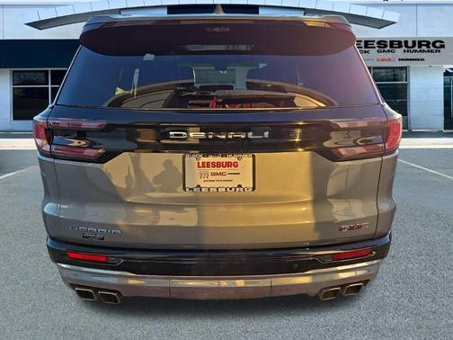 2024 GMC Acadia Denali