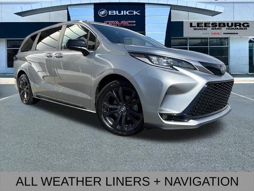 2022 Toyota Sienna XSE 7 Passenger