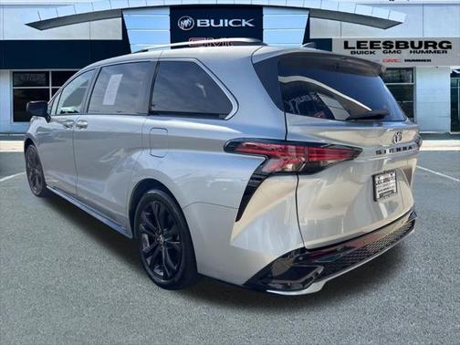 2022 Toyota Sienna XSE 7 Passenger