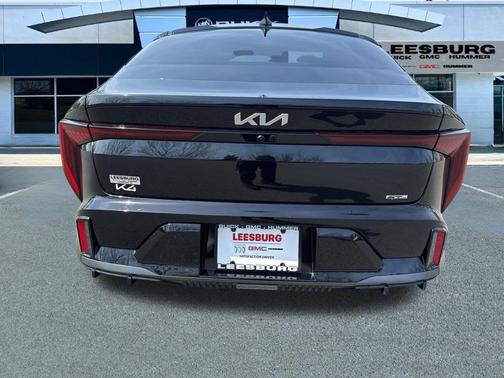 Aurora Black Pearl 2025 Kia K4 GT-Line Turbo