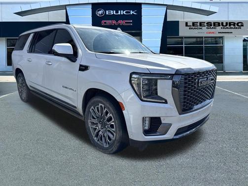 White Frost Tricoat 2024 GMC Yukon XL Denali Ultimate