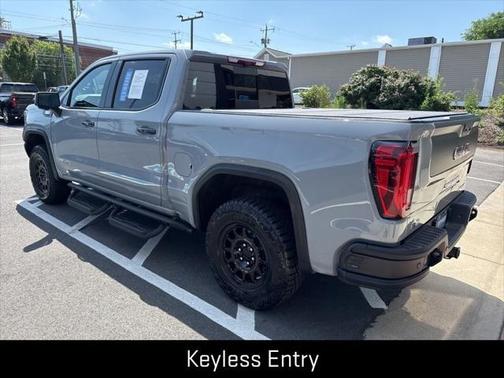 2024 GMC Sierra 1500 AT4X