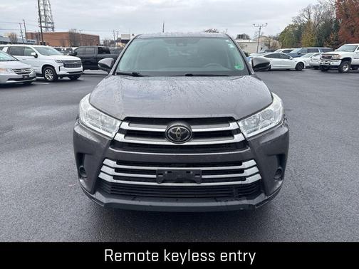 2018 Toyota Highlander LE