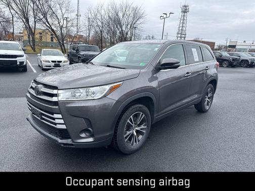 2018 Toyota Highlander LE