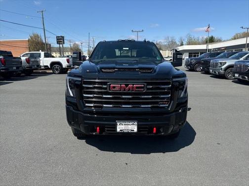 2025 GMC Sierra 2500 AT4