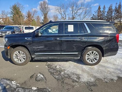 2024 GMC Yukon SLT