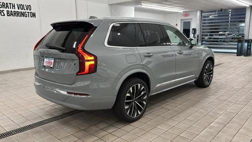 2025 Volvo XC90 B6 Plus 7-Seater