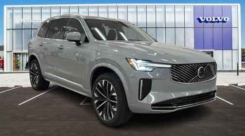 2025 Volvo XC90 B6 Plus 7-Seater