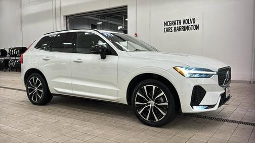 2023 Volvo XC60 B5 Plus Dark Theme