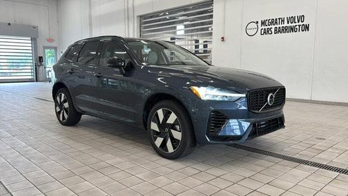 2025 Volvo XC60 Plug-In Hybrid T8 Plus