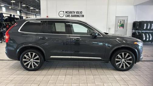 2022 Volvo XC90 T6 Inscription
