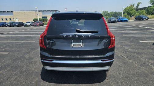 2022 Volvo XC90 T6 Inscription