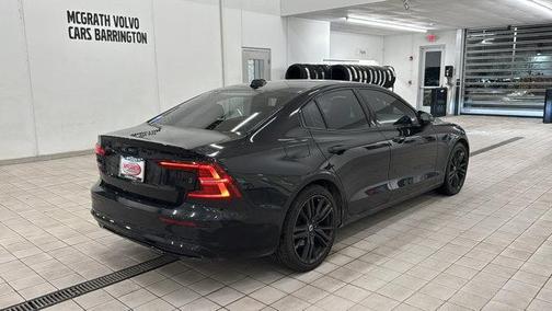 2024 Volvo S60 B5 Plus Black Edition