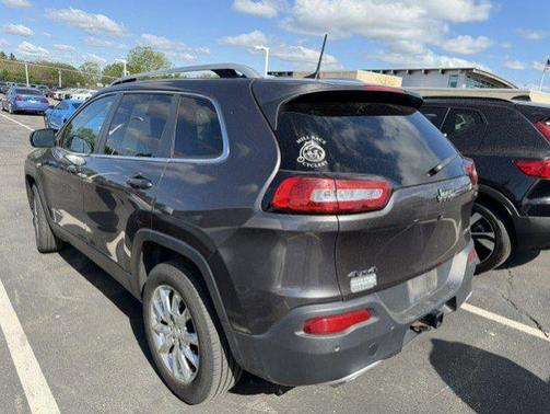 Granite Crystal Metallic Clearcoat 2017 Jeep Cherokee Limited