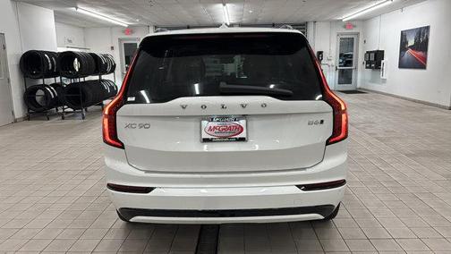 2026 Volvo XC90 B6 Ultra Dark Theme 7-Seater