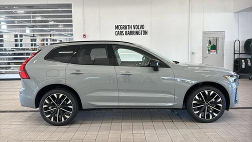 Vapour Grey Metallic 2026 Volvo XC60 B5 Ultra