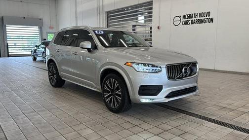 2022 Volvo XC90 T5 Momentum