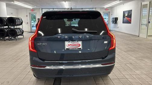 2024 Volvo XC90 Recharge Plug-In Hybrid T8 Plus Bright Theme 7-Seater