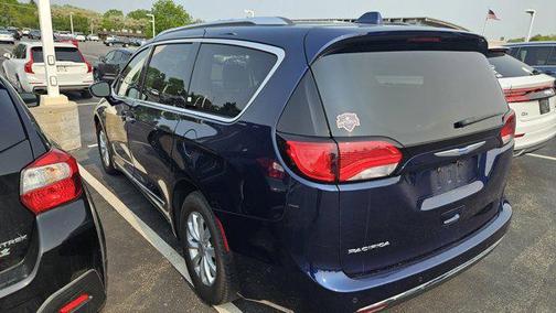 2018 Chrysler Pacifica Touring-L