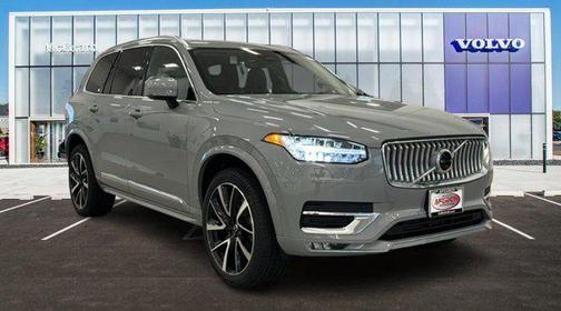 2025 Volvo XC90 Plus