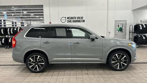2025 Volvo XC90 Plus