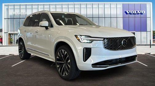 2025 Volvo XC90 Plug-In Hybrid T8 Plus 7-Seater