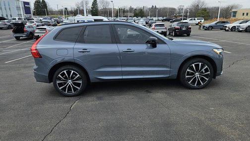 Thunder Grey Metallic 2023 Volvo XC60 B5 Plus Dark Theme