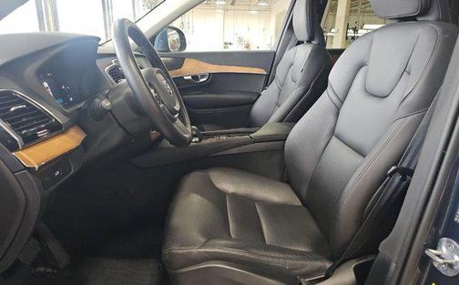 2024 Volvo XC90 B6 Plus Bright Theme 6-Seater