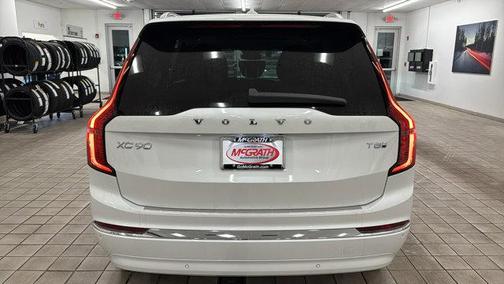 2025 Volvo XC90 Plug-In Hybrid T8 Plus 7-Seater