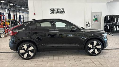 Onyx Black Metallic 2023 Volvo C40 Recharge Pure Electric Twin Ultimate