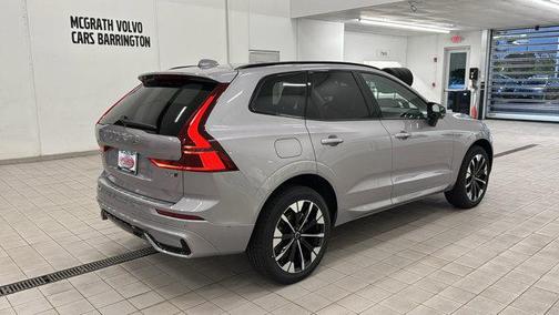 2026 Volvo XC60 B5 Plus
