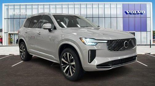 2025 Volvo XC90 B5 Core