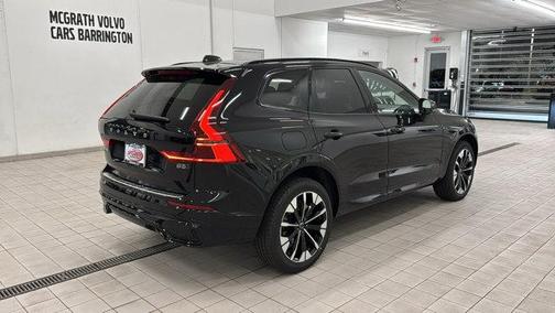 2026 Volvo XC60 B5 Plus