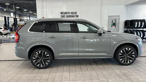 2026 Volvo XC90 Plus